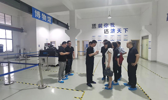 余姚市副市長潘健紅一行考察調(diào)研丞達(dá)精機(jī)